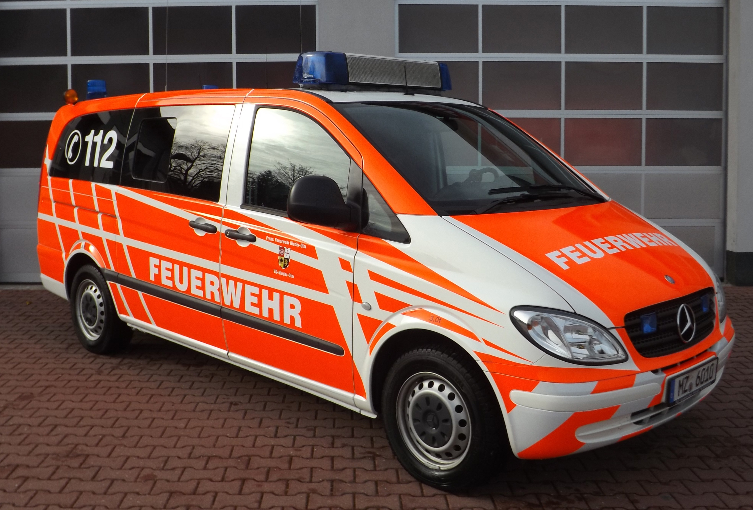 Home Schwarz weiß trennung feuerwehr